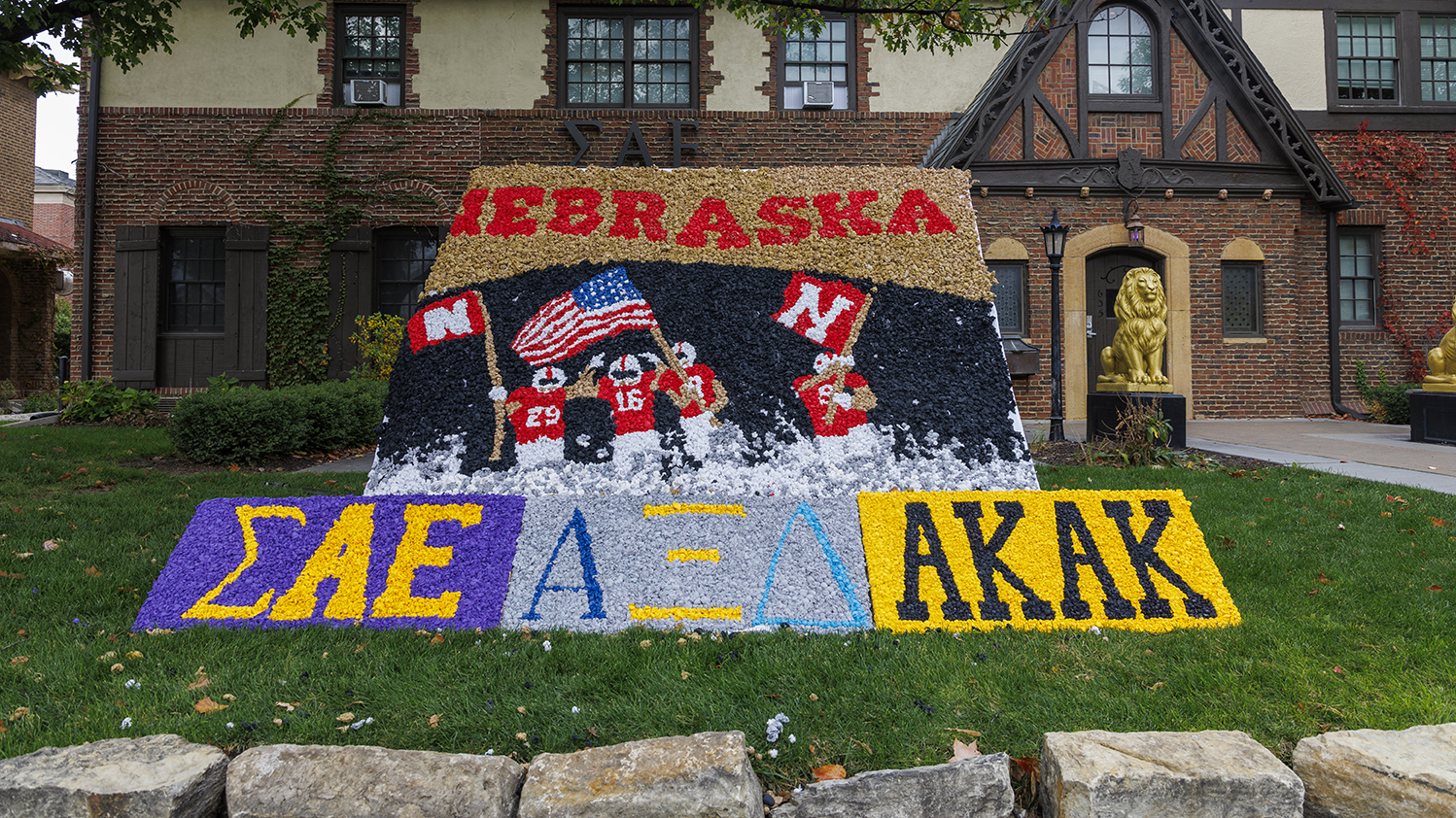 Lawn display at Homecoming 2023. [photo by Mike Jackson | Student Affairs]