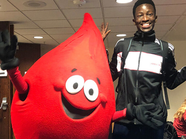 Volunteer at the Blood Drive