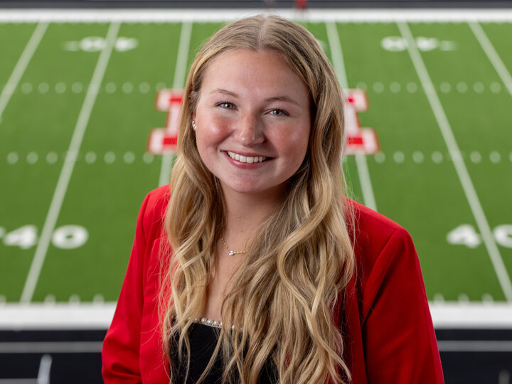 Jenna Wakefield headshot